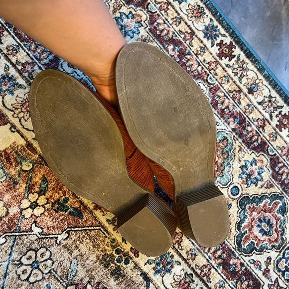 EUC American Eagle brown corduroy bow heeled slide mules, size 8 - Picture 3 of 7